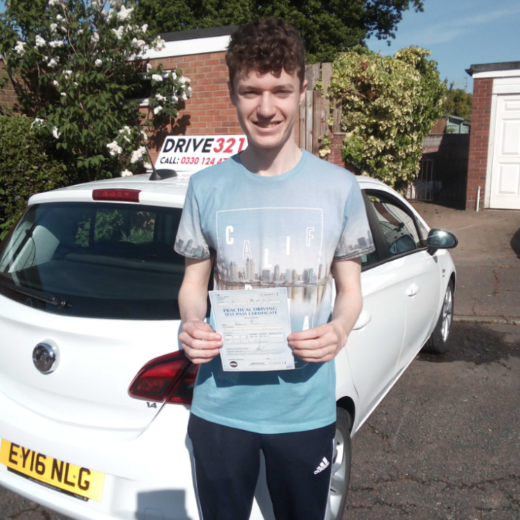 driving test pass photo of Benedict Rudkin