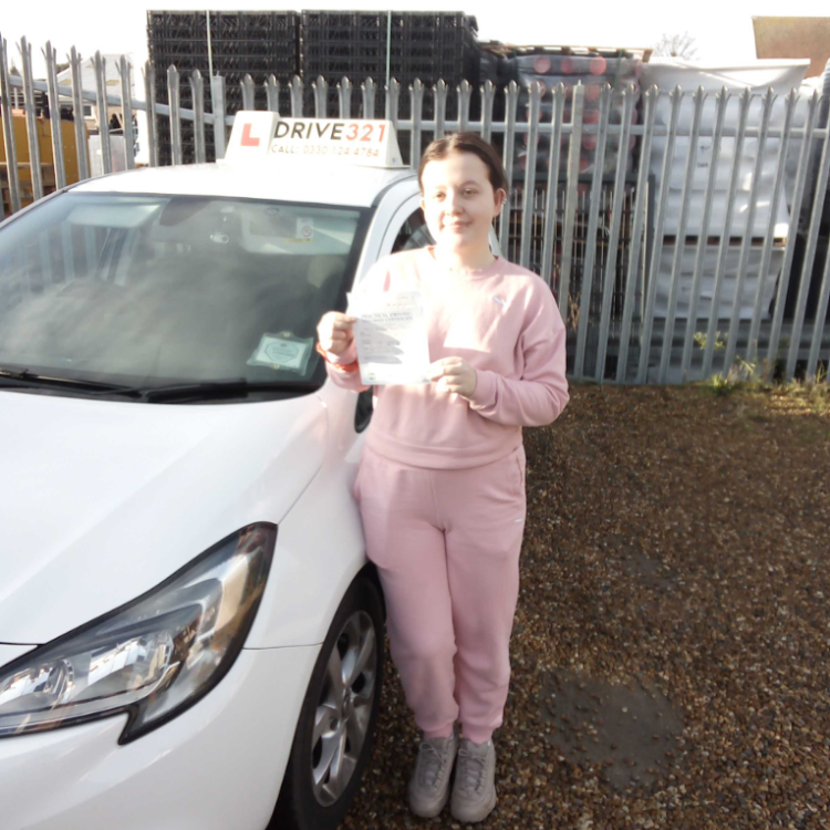 driving test pass photo of Amelia Porter